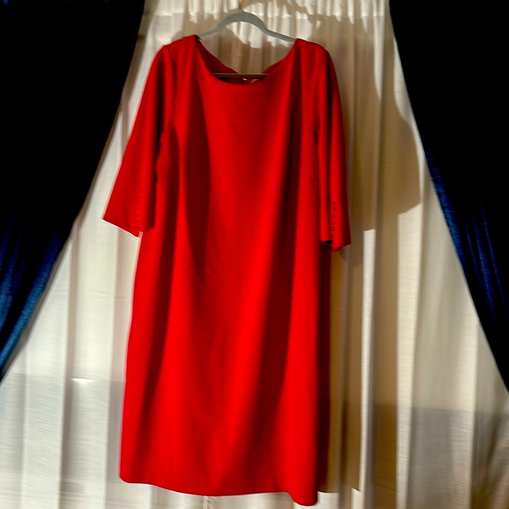 Calvin Klein Red dress size 24 3/4 length sleeves